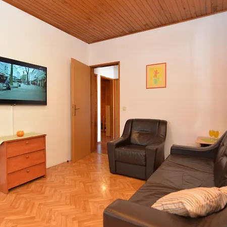 Holiday home House With Pool 1117 Fazana