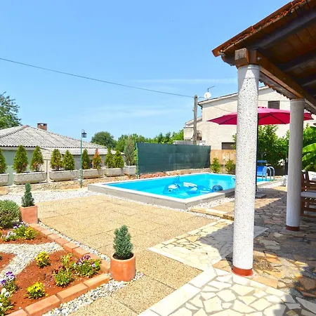 House With Pool 1117 Дом отдыха Фажана