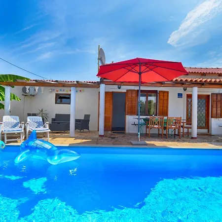 House With Pool 1117 Дом отдыха Фажана