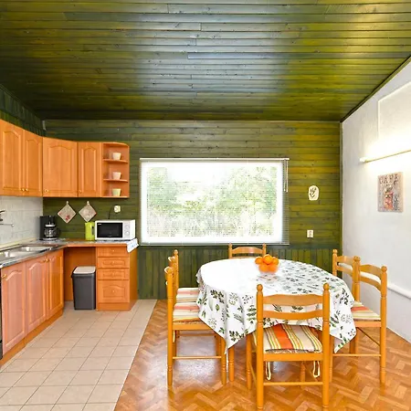 House With Pool 1117 Дом отдыха *